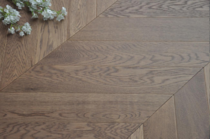 Chevron Design Oak